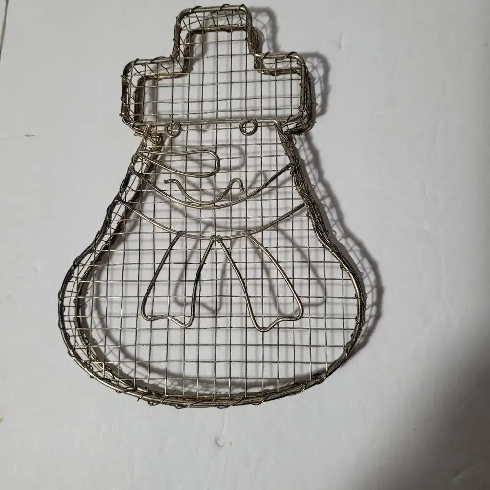 Charming Wired Metal Snowman Basket - Festive Home Decor
